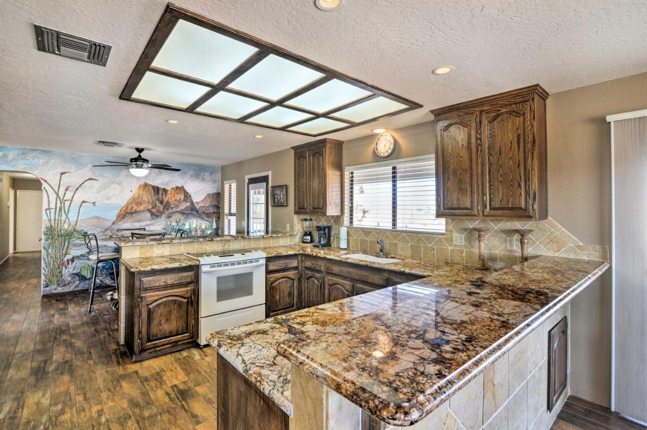 Bullhead City Home With Private Pool, Hot Tub And View 外观 照片