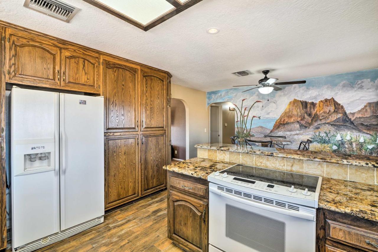 Bullhead City Home With Private Pool, Hot Tub And View 外观 照片