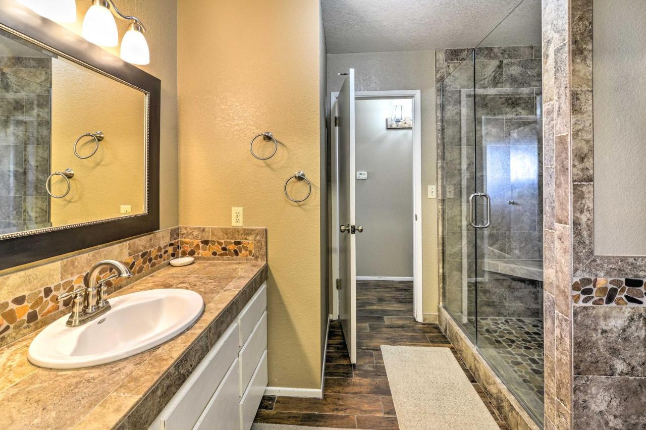 Bullhead City Home With Private Pool, Hot Tub And View 外观 照片